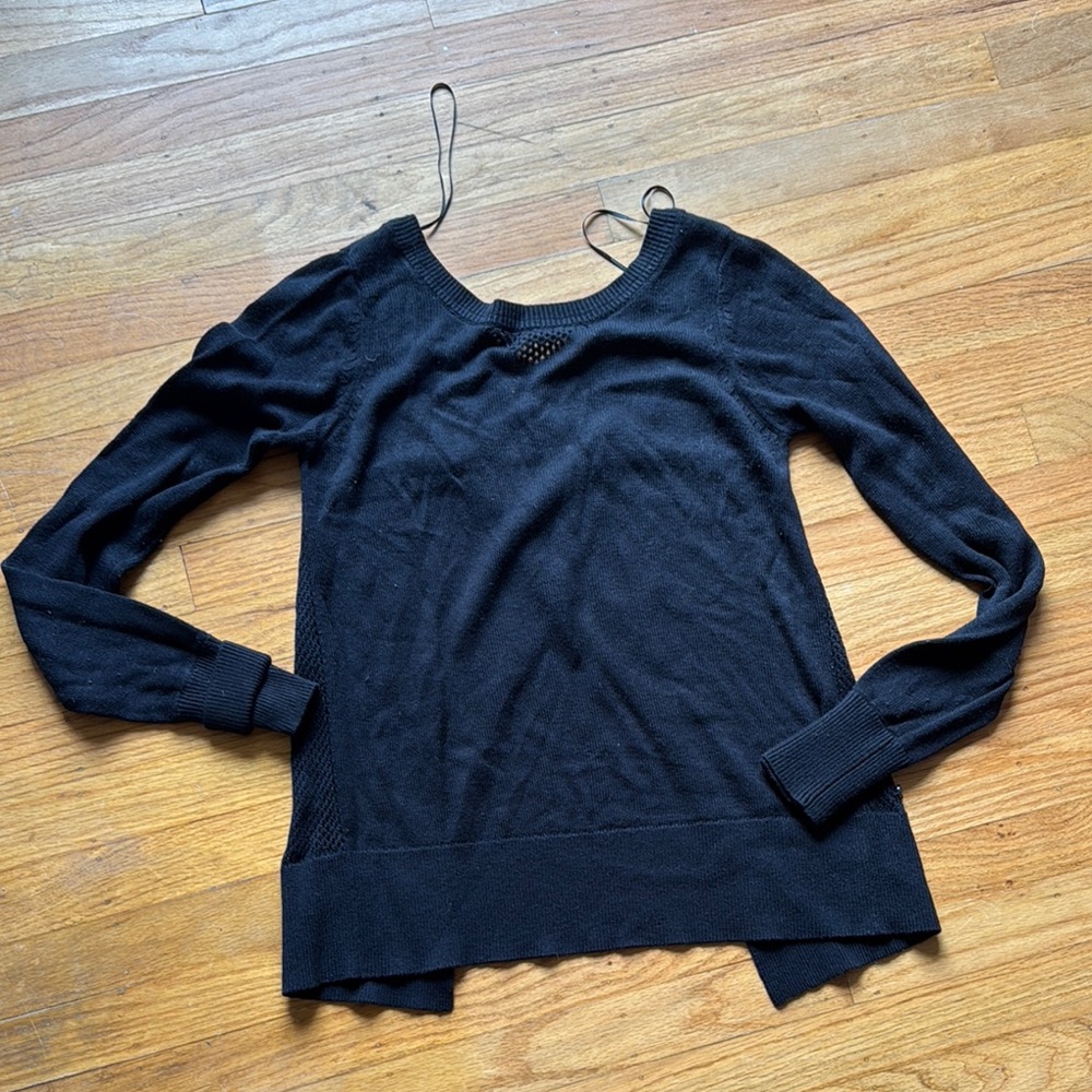 Lululemon Black Knit Sweater